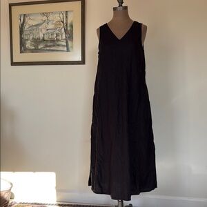 Tahari Linen Black V-Neck Sleeveless Maxi Dress for Work